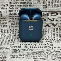 FC ♥ 100% Original Product + FREE Shipping ♥ HP J18 Wireless Earphone Bluetooth Headset 9D Noise Red
