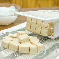 日式多功能豆腐切塊神器 切豆腐刀具模具 創意水晶膏龜苓膏切塊機1入