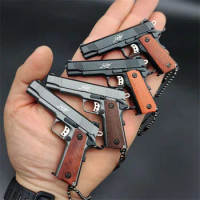 1:3 Upgrade Kimber 1911 Wood Handle Metal Gun Model Keychain Miniature Toy Guns Alloy Pistol Collection Toy Gift pendant