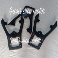 CKET / BREKET BOX KMI VARIO 125 / 150 PNP UNTUK BOX SHAD GIVI KAPPA TERBARU 2024