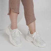 VZN Hyoyeon Sepatu Sneakers Wanita - White