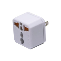 TOSHINO ปลั๊กแปลงขาUK รุ่นEA-UK   รับไฟ 3500W   Toshino