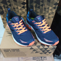 sepatu running ukuran besar 44/46 Spotec dronic original