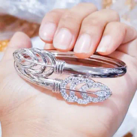 Gelang Dewasa Bangle Daun Emas Putih Xuping Wanita Anti Karat Realpict Cantik Simpel Elegan Mewah Te