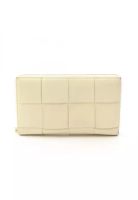BOTTEGA VENETA Pre-Loved BOTTEGA VENETA zip around wallet cassette maxi intrecciato round zipper lon
