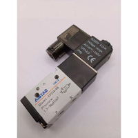 3V210-06 โซลินอยด์วาล์วไฟฟ้า 3/2 ขนาด 1 หุน 1/8\ สินค้าถ่ายจากงานจริงส่งจากไทย ไหม่ในไทย"