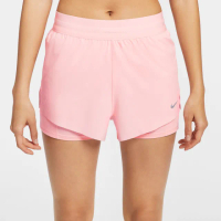 【NIKE 耐吉】短褲 女 雙層 中腰運動褲 AS W NK SWIFT DF MR 2N1 SHRT 粉 HJ5377-607