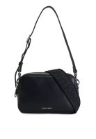 CALVIN KLEIN 雙帶相機袋