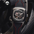 sevenfriday P3C-02 賽車風格機械錶