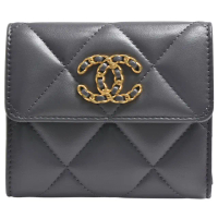【CHANEL 香奈兒】19系列經典金屬雙C LOGO菱格紋小羊皮三折短夾(灰色AP2809L-GRAY-GPN)