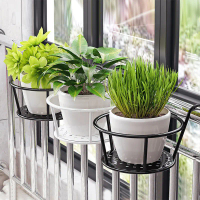 Rak Pasu Bunga Besi Gantung Balcony Iron Flower Pots Rack Wall Hanging Planter Balcony Garden Flowe