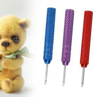 3 Pieces Punch Pin Professional Cross Stitch Easy to Use Embroidery Pen Wool