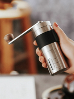手動咖啡豆研磨機家用小型手搖磨豆機便攜式一人用手磨咖啡機模器