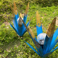 2Pcs Hand Painted Metal Agave Garden Ornaments Tequila Rustic Sculpture Multi-Color LED Solar Light Metal Agave Garden Sculpture