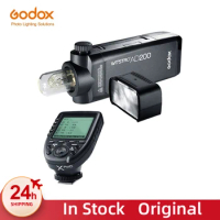 Godox AD200 200Ws TTL GN60 HSS Flash Built-in 2.4G Wireless and Xpro-C/N/F/S/O/P Transmitter for Canon Nikon Fuji Sony Olympus