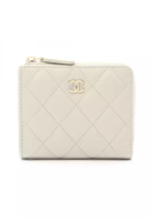 Chanel Pre-Loved Chanel matelasse round zipper wallet Caviar skin Light gray gold hardware