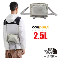 【The North Face】CITY SHOULDER BAG 日用休閒輕量隨身側背包2.5L.斜背包.單肩包.護照包_8AMV-7J4 銀色