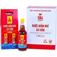 NƯỚC MẮM NHỈ CÁ CƠM 584 NHA TRANG 40 độ đạm- chai thuỷ tinh 500ml