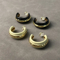 Luxury Designer Black White Enamel C Shape Ear Circle Hoop Earring Modern 14K Gold Filled Ear Huggie Cuff Clip-on Stud Earrings