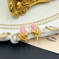 Vintage Medieval Palace Earrings for Girl Pink Rose Leaf Brooch Earring Set Wedding Party Daily Jewelry Decoration High-end