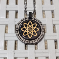 kalung quamtum pria modek bintang hitam
