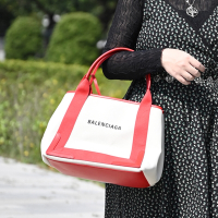 BALENCIAGA 巴黎世家  NAVY 簡約款手提帆布包(米白/紅邊)
