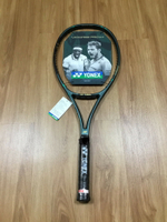 Yonex V-Core Pro 97 專業網球拍 (消光綠)
