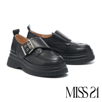 厚底鞋  MISS 21 跩跩極簡風銀色大方釦全真皮大頭厚底鞋－黑