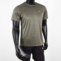 Asics [2011A813-304] 男 T恤 短袖 上衣 運動 慢跑 休閒 快乾 涼爽 舒適 海外版 橄欖綠