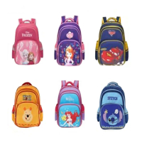 【SNOW.bagshop】冰雪奇緣.小公主.美人魚.CARS.小熊維尼.史迪奇 後背書包(胸釦護脊背心設計防水