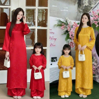 SÉT ÁO DÀI MẸ BÉ  GẤM  LỤA KÈM MẤN ĐỦ 2 MÀU VÀNG VÀ ĐỎ -MB002