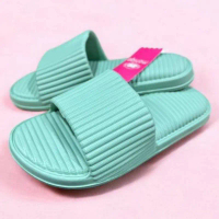 Monobo รองเท้าแตะยี่ห้อ Monobo รุ่น Moniga 10.4 size 5-8  เเฟชั่น  ผู้หญิง  หัวโต