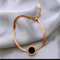 Gelang rantai titanium belut bvlgary/gelang titanium wanita anti karat/gelang titanium asli anti lun