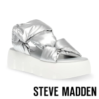 【STEVE MADDEN】BONKERS 雲朵布面寬帶厚底涼鞋(銀色)