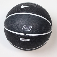 Nike 籃球 Playground 8P 2.0 GA 字母哥 公鹿隊 室內外場地 橡膠 黑 白 N100413903-807