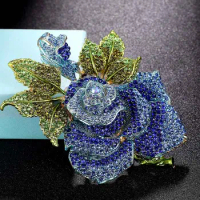 Zlxgirl Big Size Rose Flower Brooch pins For Women Christmas Gifts Pink Bud Leaf Crystal Brooch Perfect enamel Hijab Accessories
