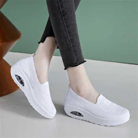 Fabric Size 38 Women's Badminton Shoes Flats Best Selling 2024 Products Kids Girls Sneakers Sport Hospitality Minimalist