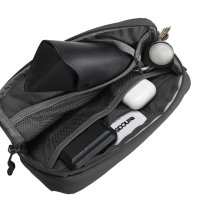 【Incase】Crosstown Sling 城市漫遊系列 輕巧斜肩包(黑)