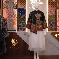 LANGITJUA - Mahesa Ayu Blus Batik Model Asimetris Kerah Shanghai Katun Halus Adem Lapis Furing Size