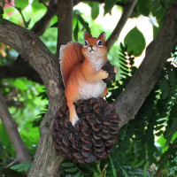 Squirrel Take Pine Cones Pendant Outdoor Decor Resin Craft Figurine Christmas Decoration Fairy Garden Ornament DIY Accessory