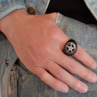 Cincin laki-laki Pentagram