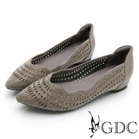 【GDC】真皮簍空雕花水鑽宴會必備舒適內增高包鞋-灰色(214001-15)