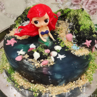 Kue Island Paduan Coklat, Vanilla, dan Tiramisu dengan Puding Jelly dan Dekorasi Laut - Pudding, Des