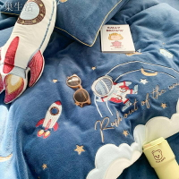 臺灣熱賣 快速出貨 法蘭絨床包卡通太空冬季牛奶絨加厚四件套可愛兒童雙面珊瑚絨被套床上法蘭絨