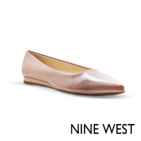 NINE WEST FLIVE3純色尖楦頭平底鞋-黑色