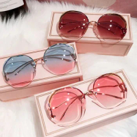 Personalized retro frameless cut edge sunglasses for women, UV resistant, trendy and stylish sunglasses, high-end sunglasses