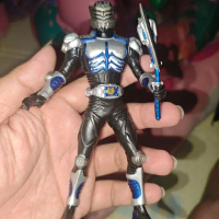 FIGURE KAMEN RIDER RYUKI SERIES ORI BANDAI