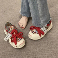 Spring Shoes Open Smile Canvas Shoes for Women 2026 New Women's Shoes Couple White Shoes Thick Sole