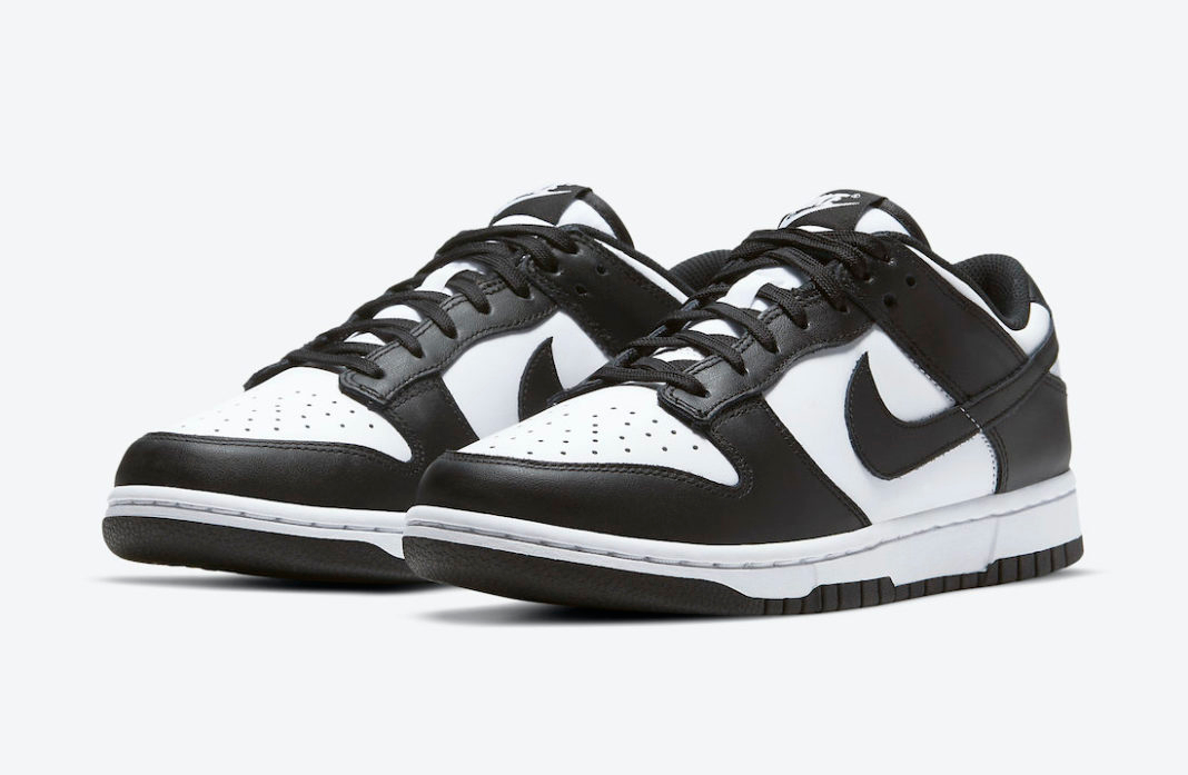 dunk sb black white
