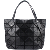 ISSEY MIYAKE 三宅一生 BAOBAO 黑色皮質三角格7x10拉鍊托特包